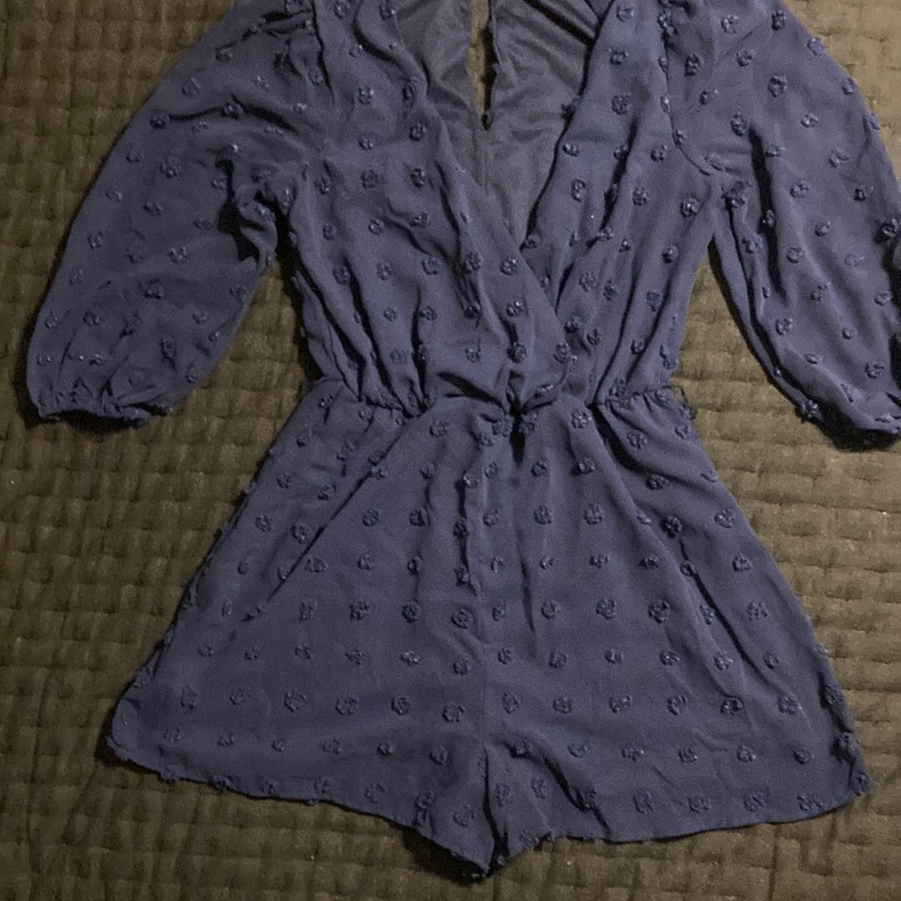 Super cute, navy romper with “Pom” embellishments juniors Small